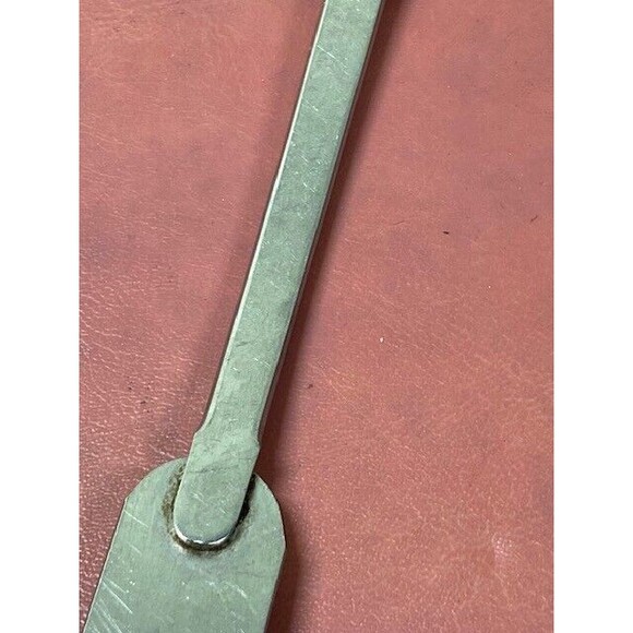 Vintage EKCO Lifting/Turning Meat Fork with Faux Wood Handle - Picture 9 of 11